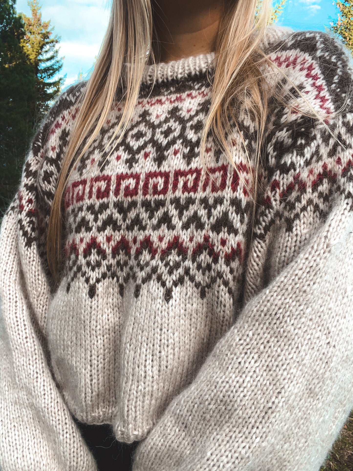 Eira Sweater Oppskrift